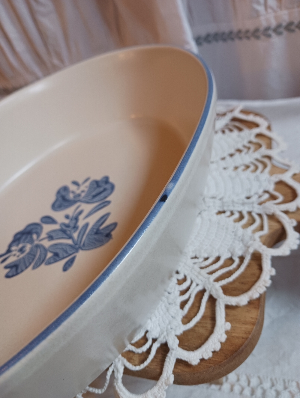 Vintage Pfaltzgraff Yorktowne Oval Casserole/Serving Platter #241 USA - Picture 10 of 12